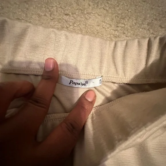 Papaya Pencil Skirt​ - Picture 2 of 3